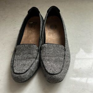 Clark’s artisan loafers tweed comfortable size 9